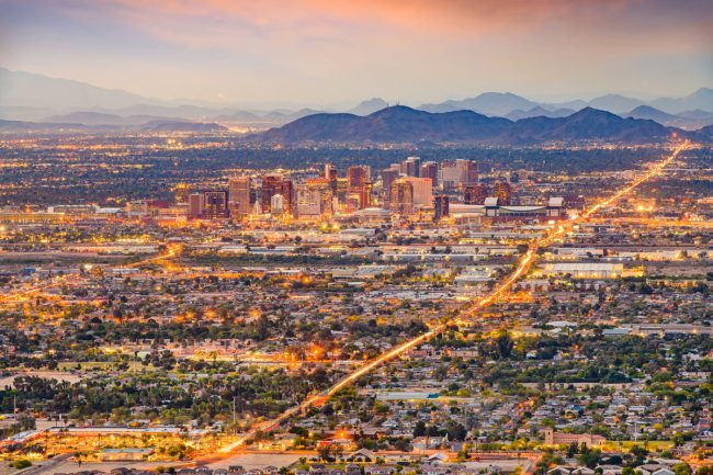 Advantages of Freeway Signage in Phoenix, AZ Advantages of Freeway Signage in Phoenix, AZ