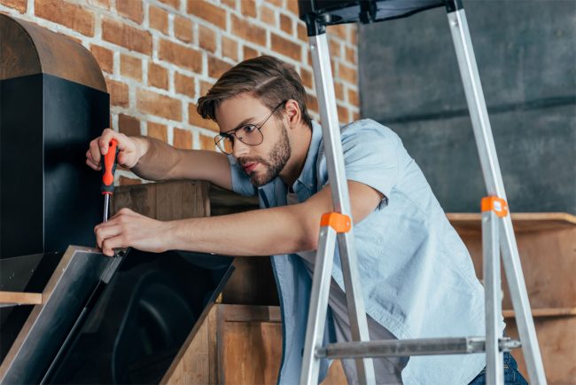 Sign Repair And Maintenance Before Problems Cost You Customers Sign Repair And Maintenance Before Problems Cost You Customers